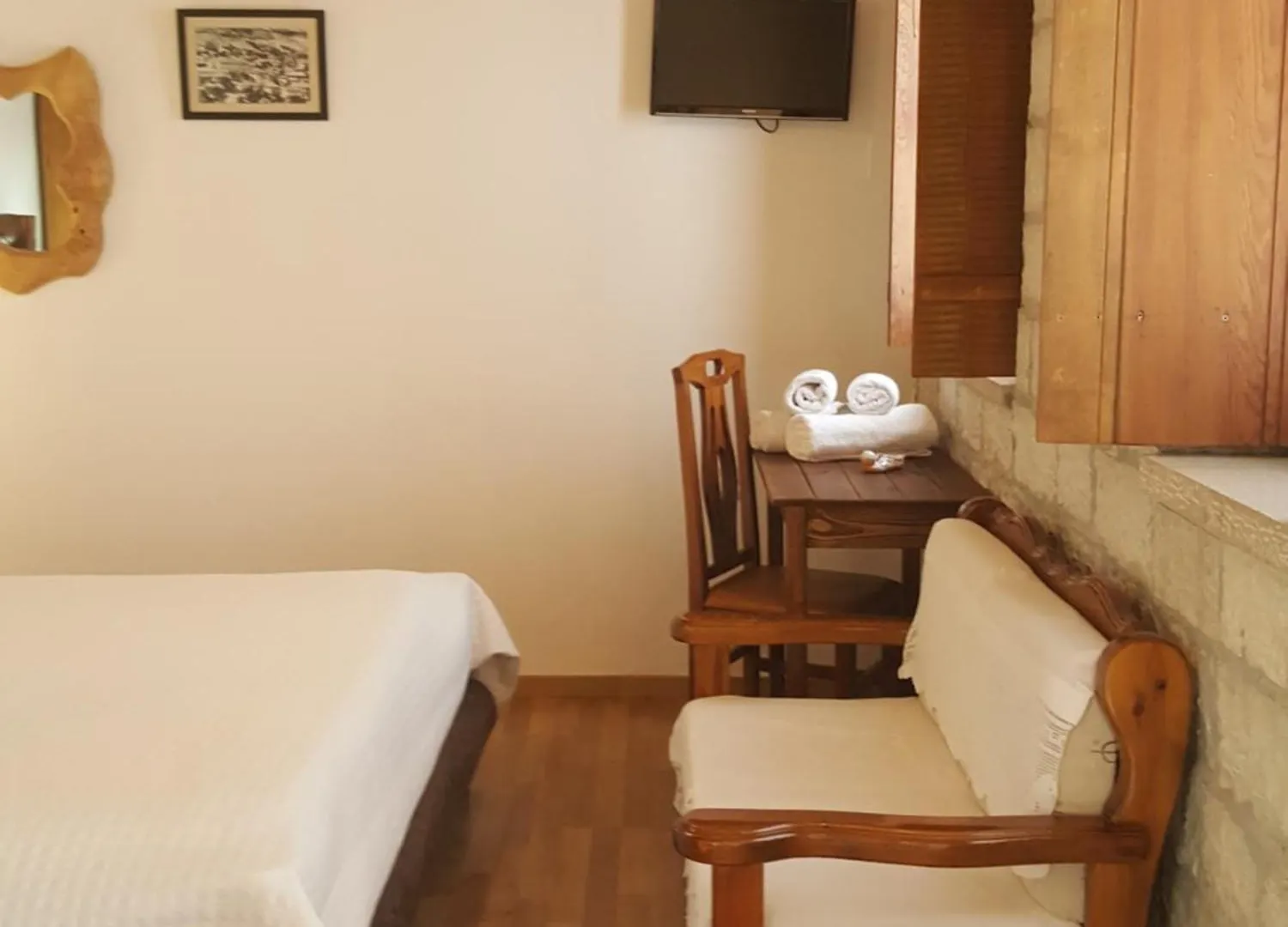***  Hotel Gjirokastra Albánia