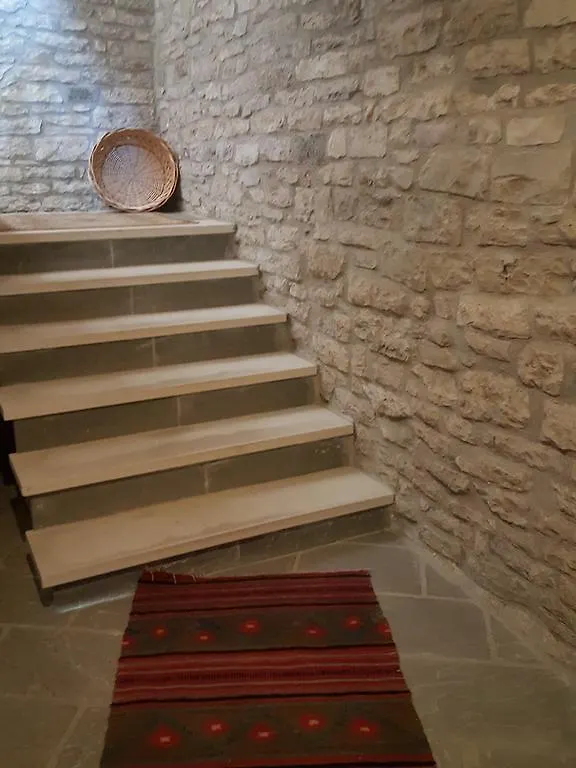 Hotel Gjirokastra 3*,  Albánia